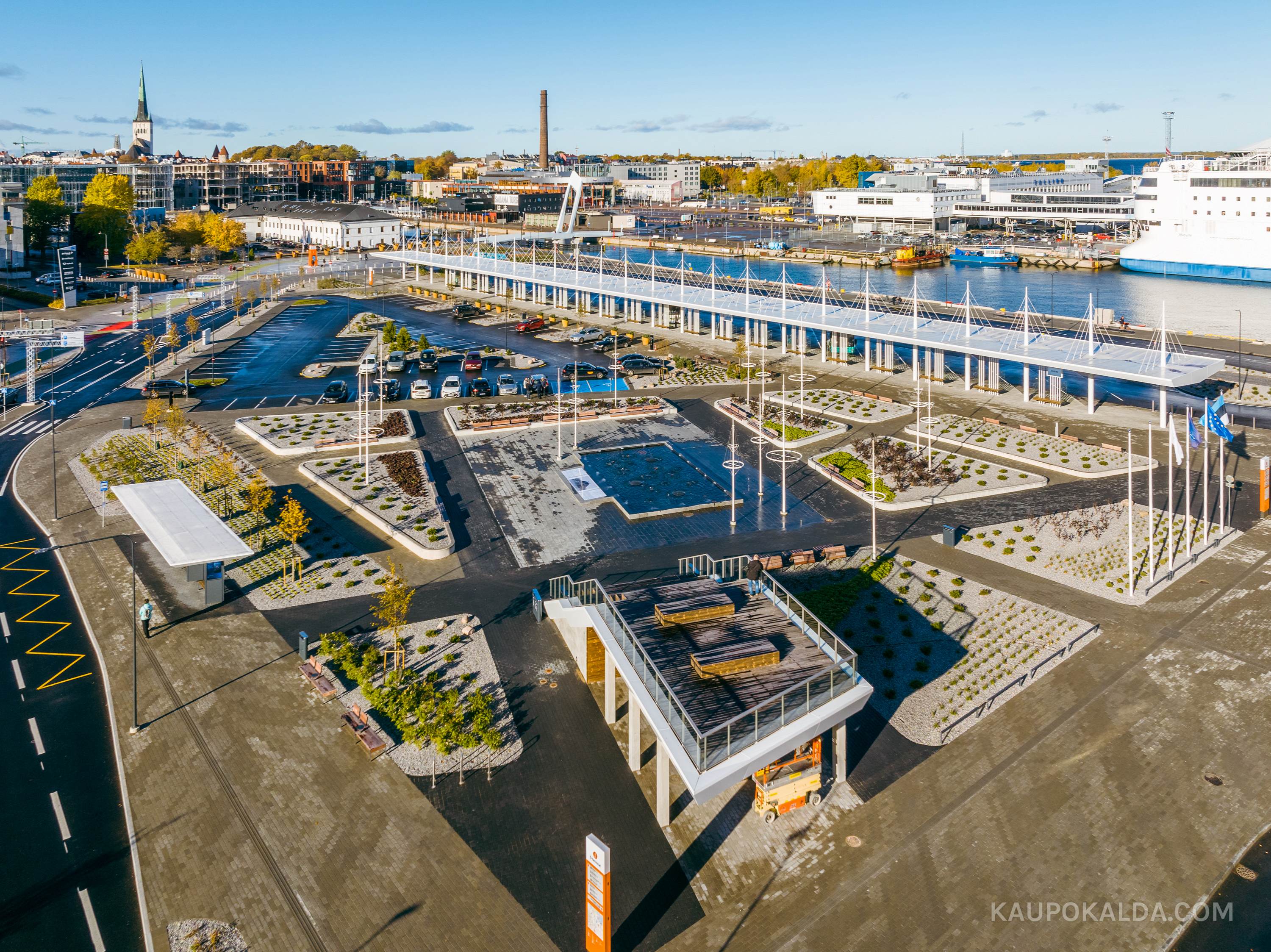 Tallinna Vanasadama D-terminal ja väliala