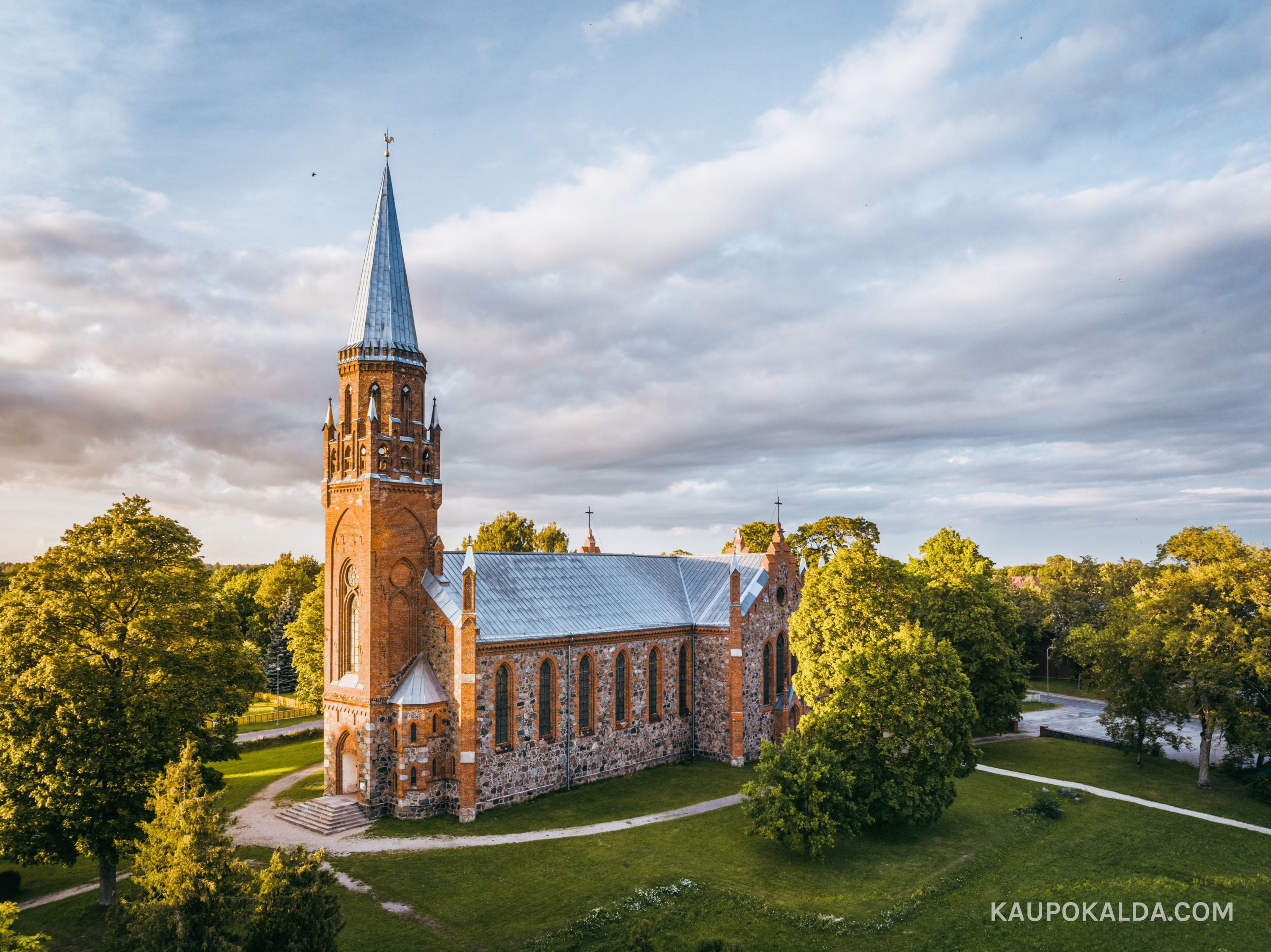 Viljandi Pauluse kirik