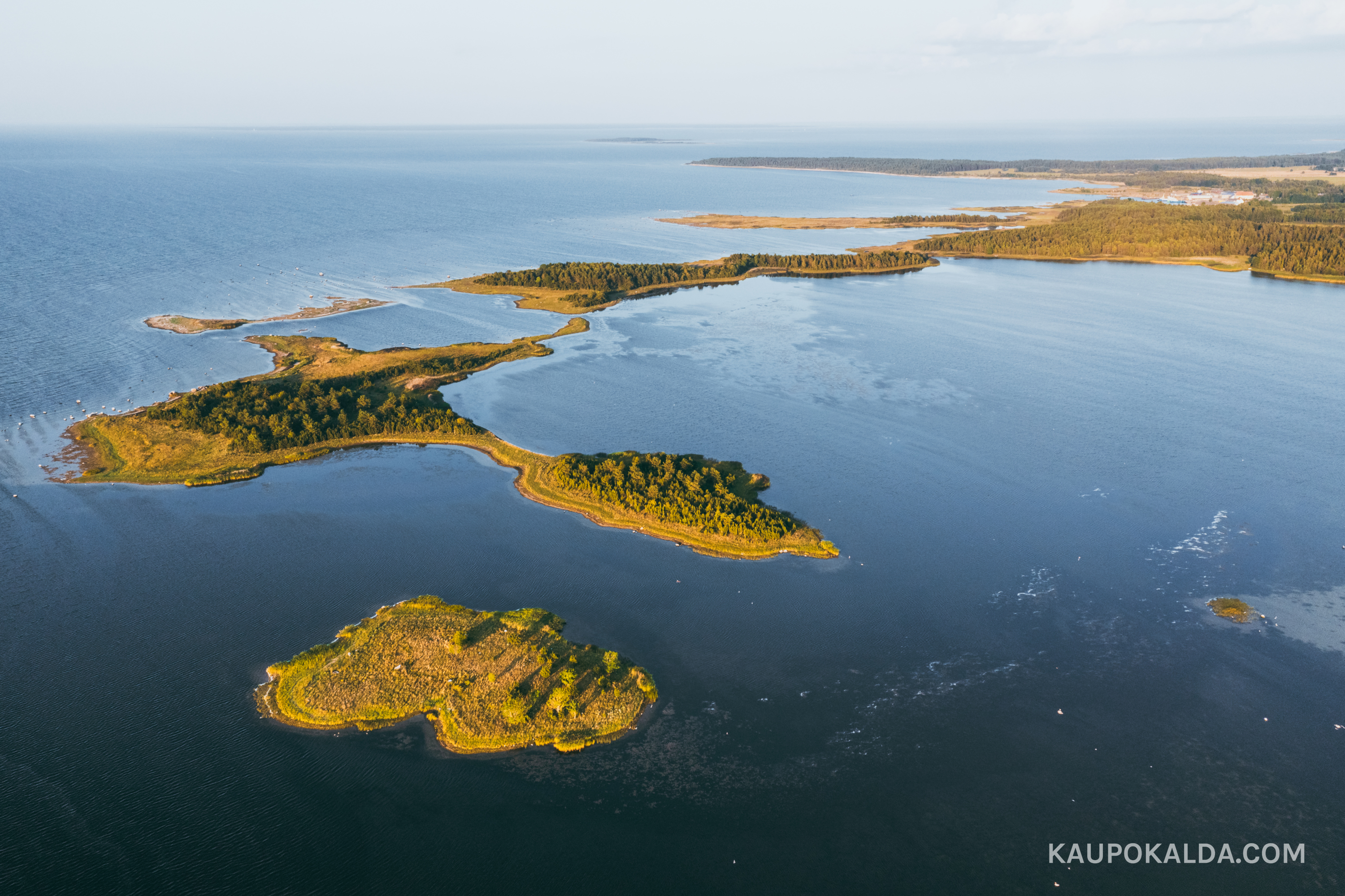 Kukkarahu ja Pikkrahu, Hiiumaa