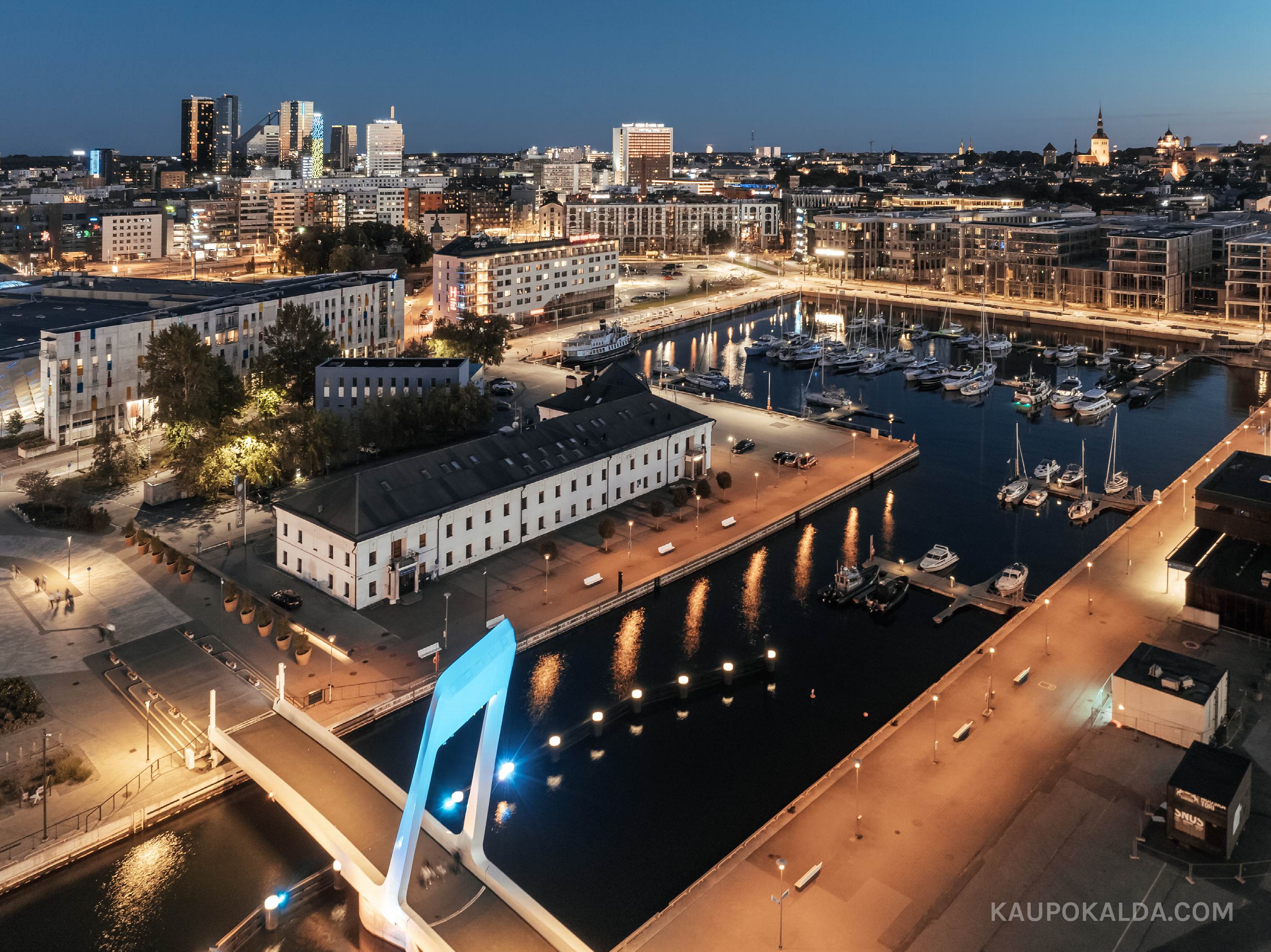 Admiraliteedi bassein Vanasadamas