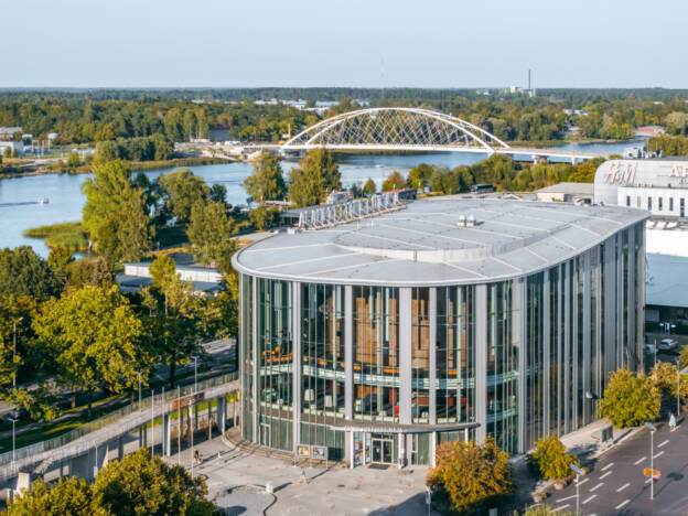 Pärnu kontserdimaja ja uus sild