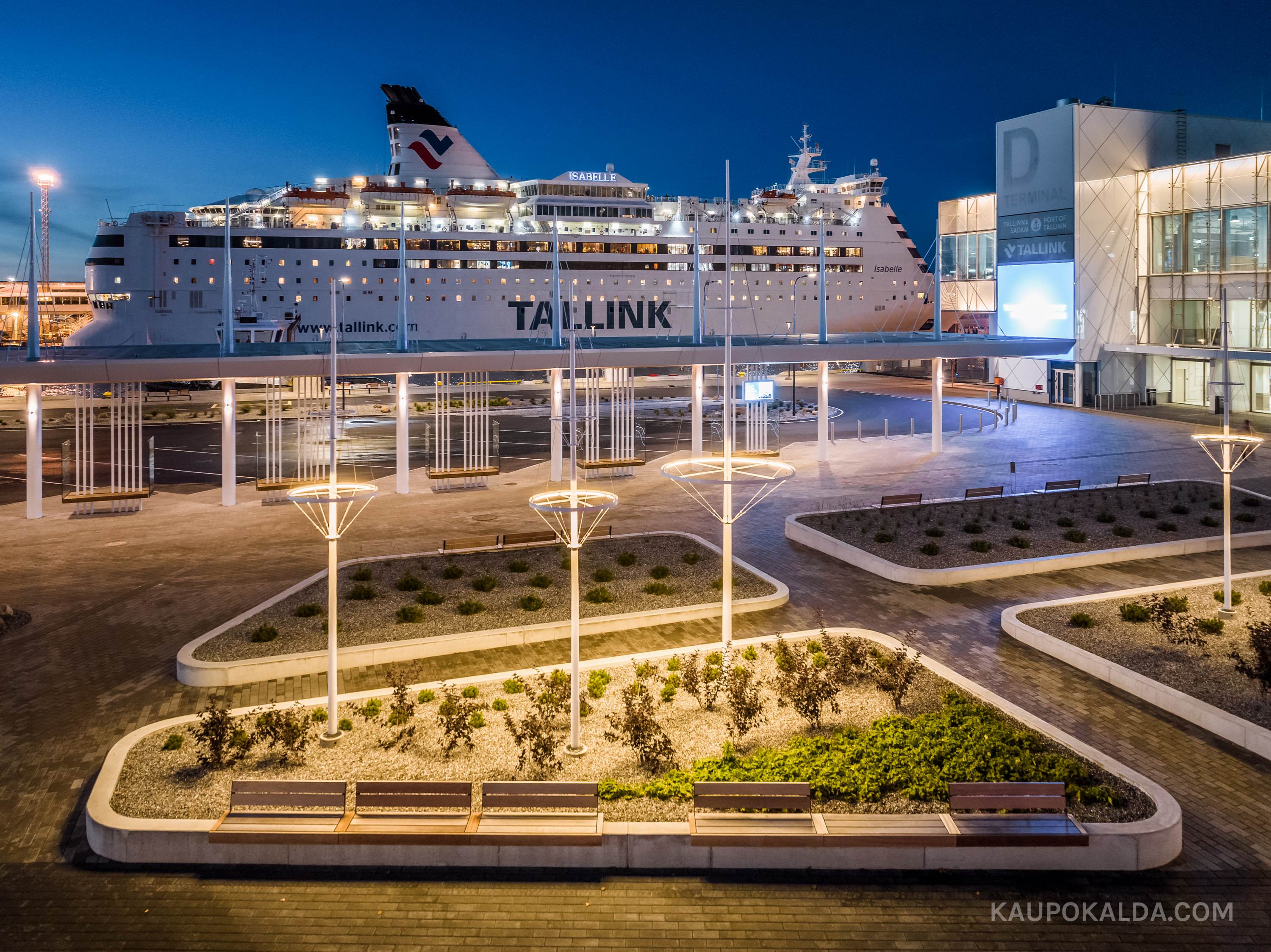 Tallinna Vanasadama D-terminal ja väliala