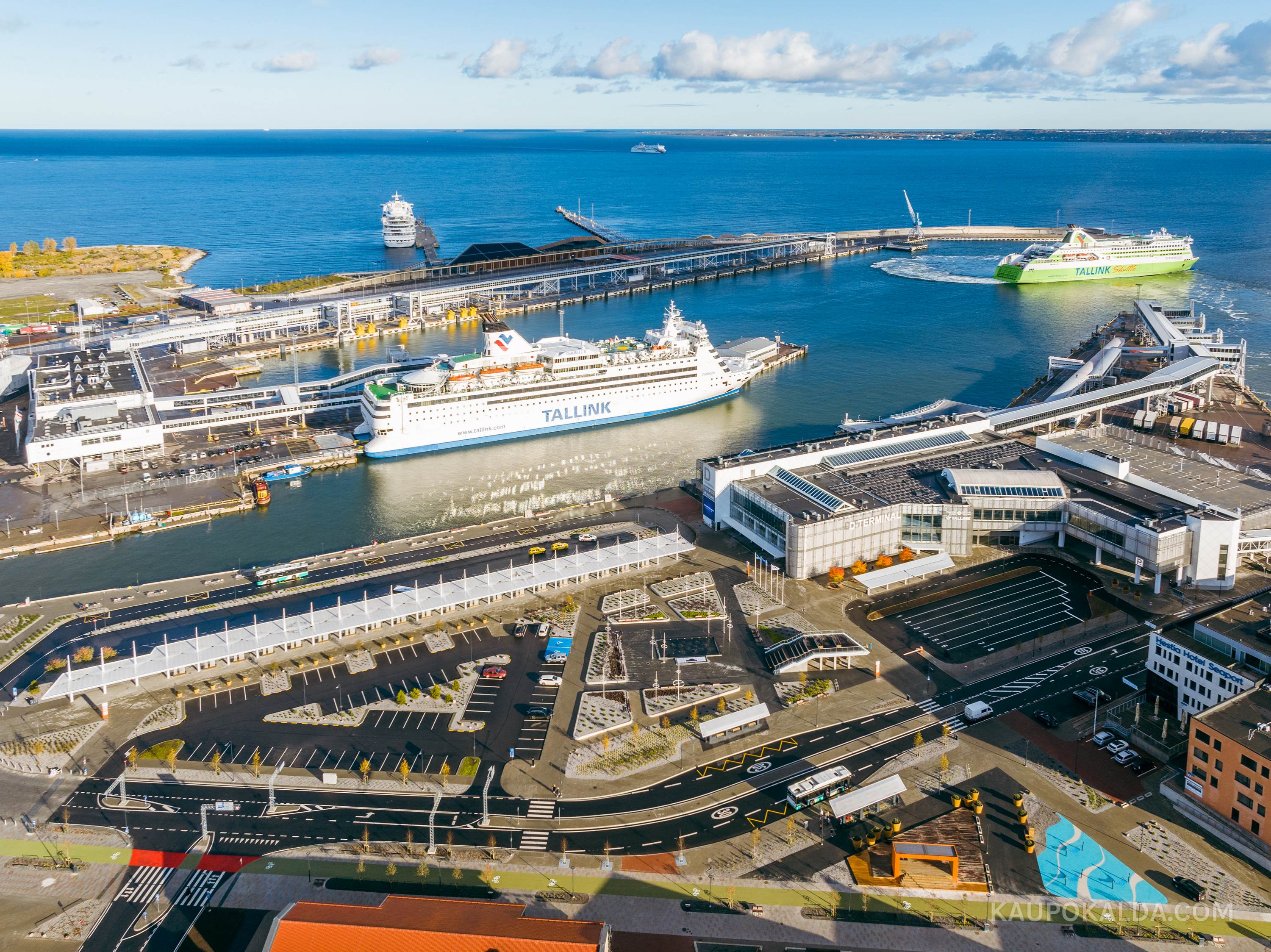 Tallinna Vanasadama D-terminal ja väliala