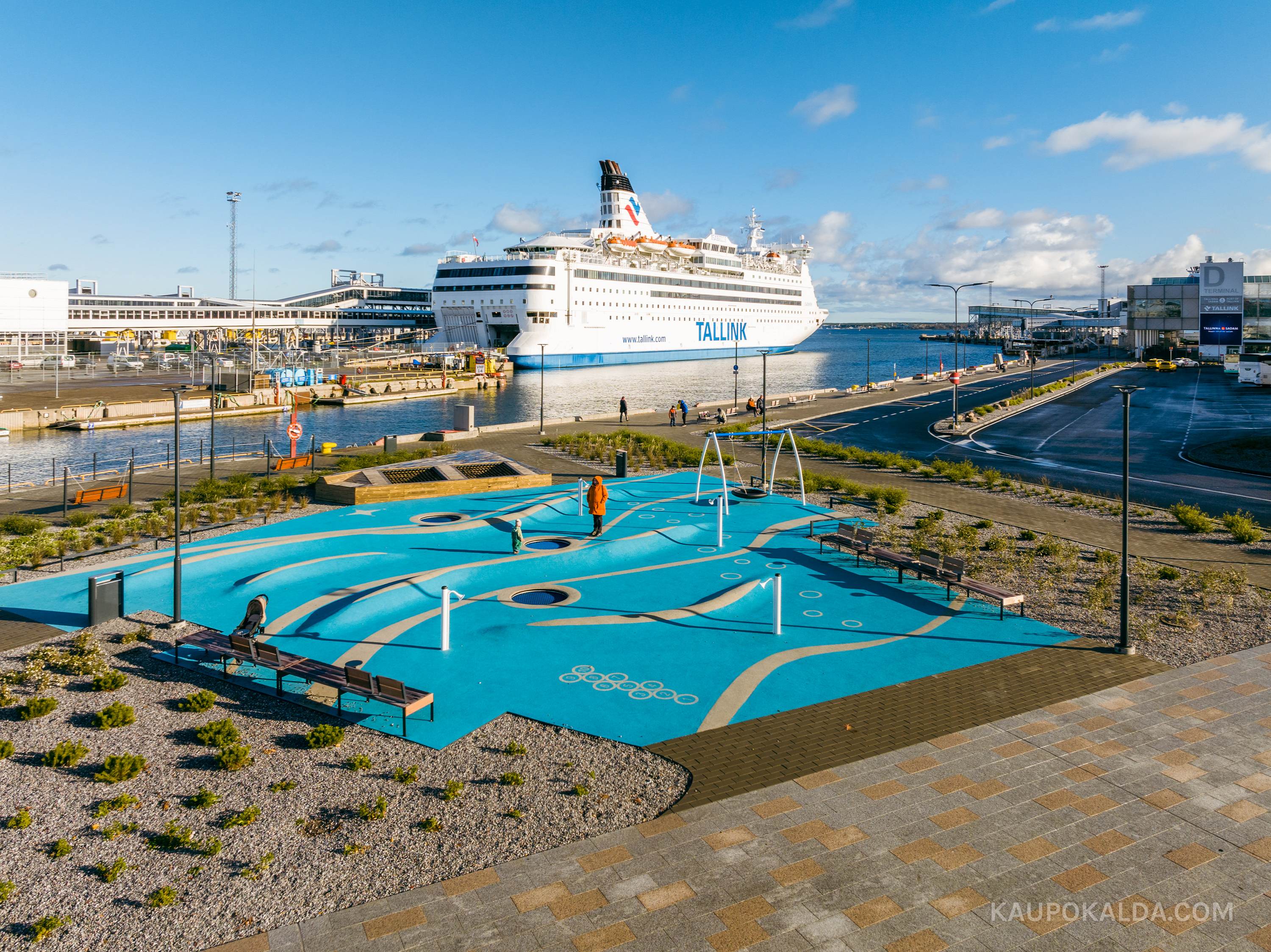 Tallinna Vanasadama D-terminal ja väliala