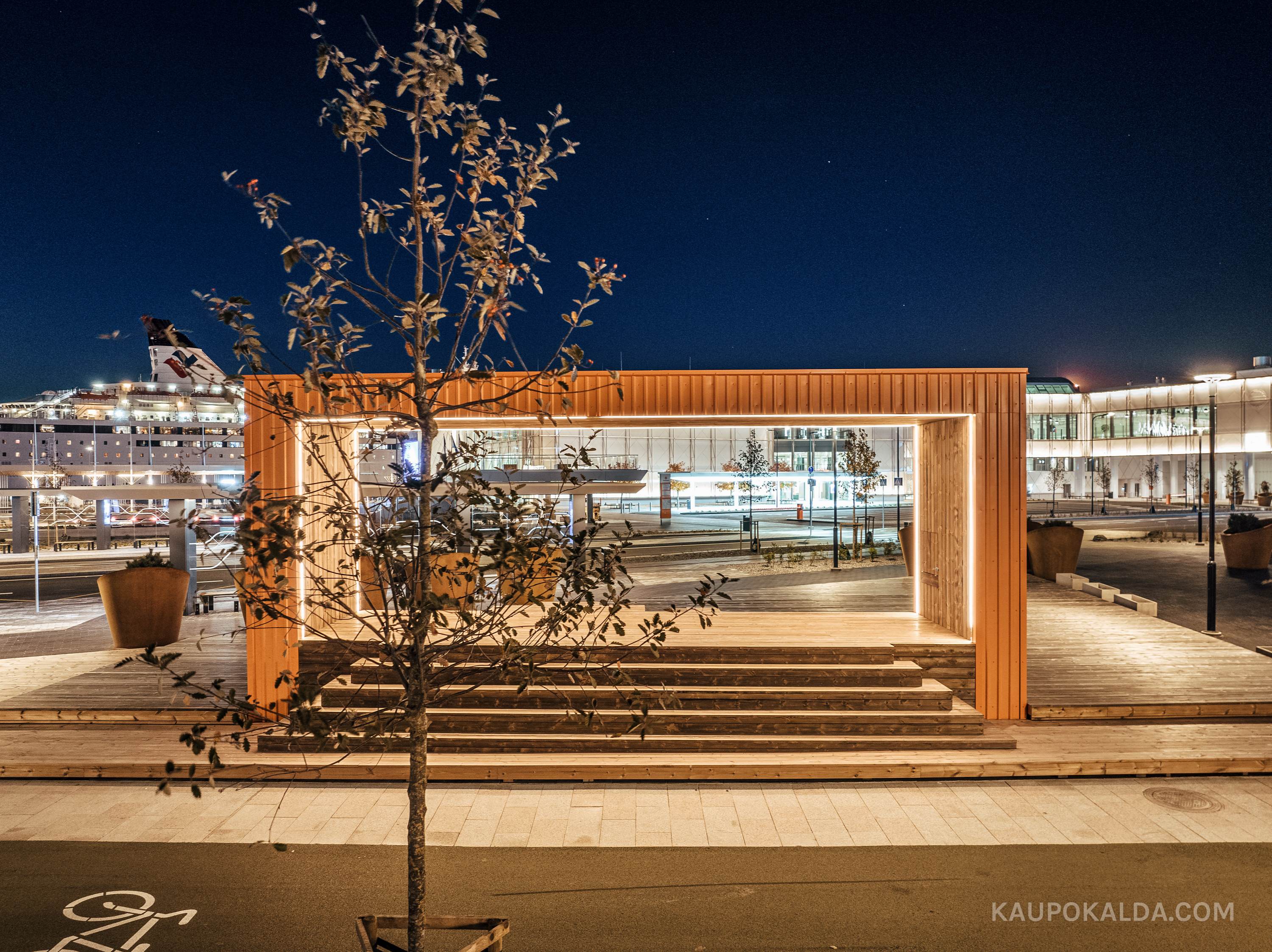 Tallinna Vanasadama D-terminal ja väliala