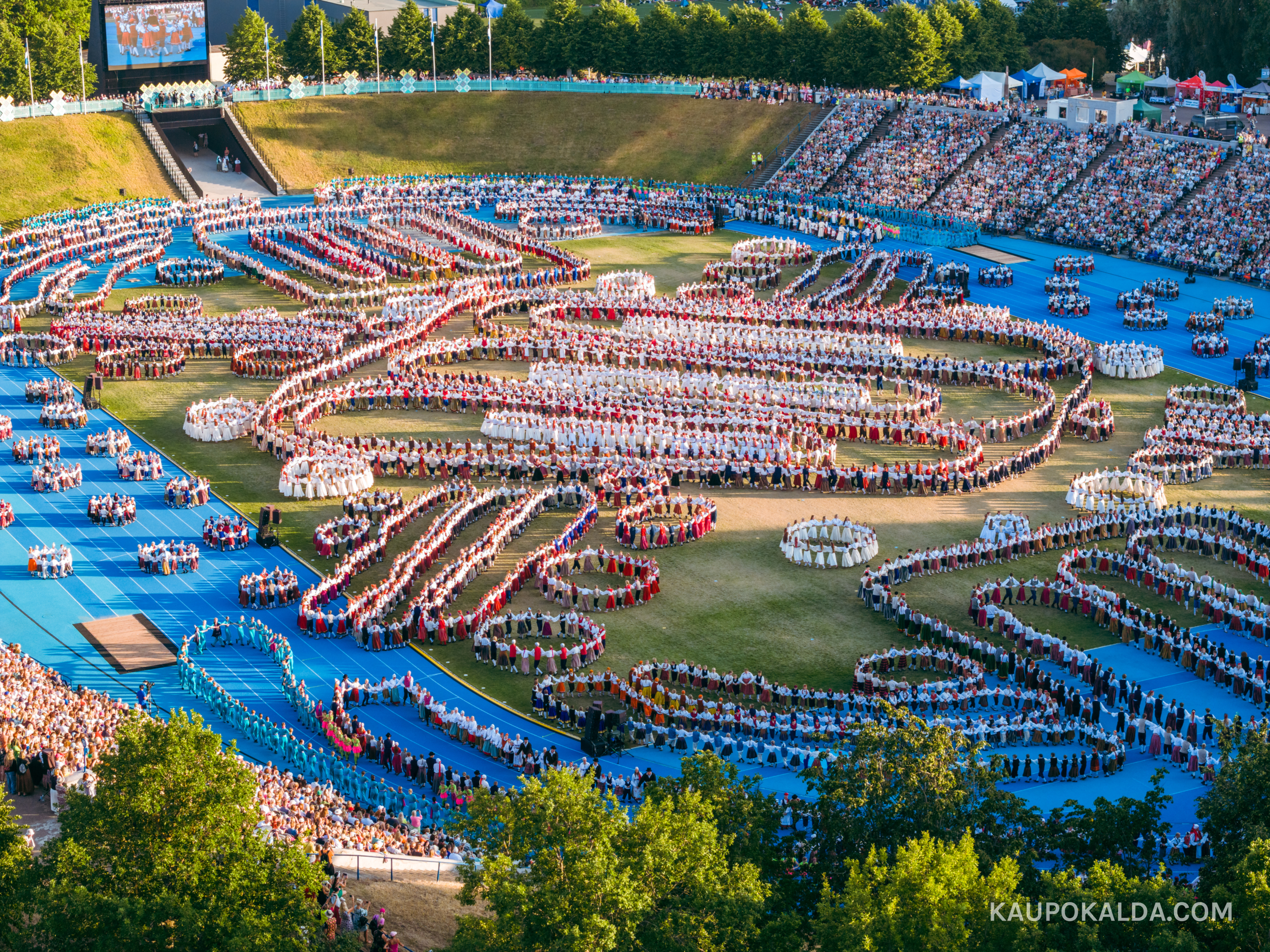 Disain, fotograafia ja droonid: Kaupo Kalda lugu (droon.ee blogi)