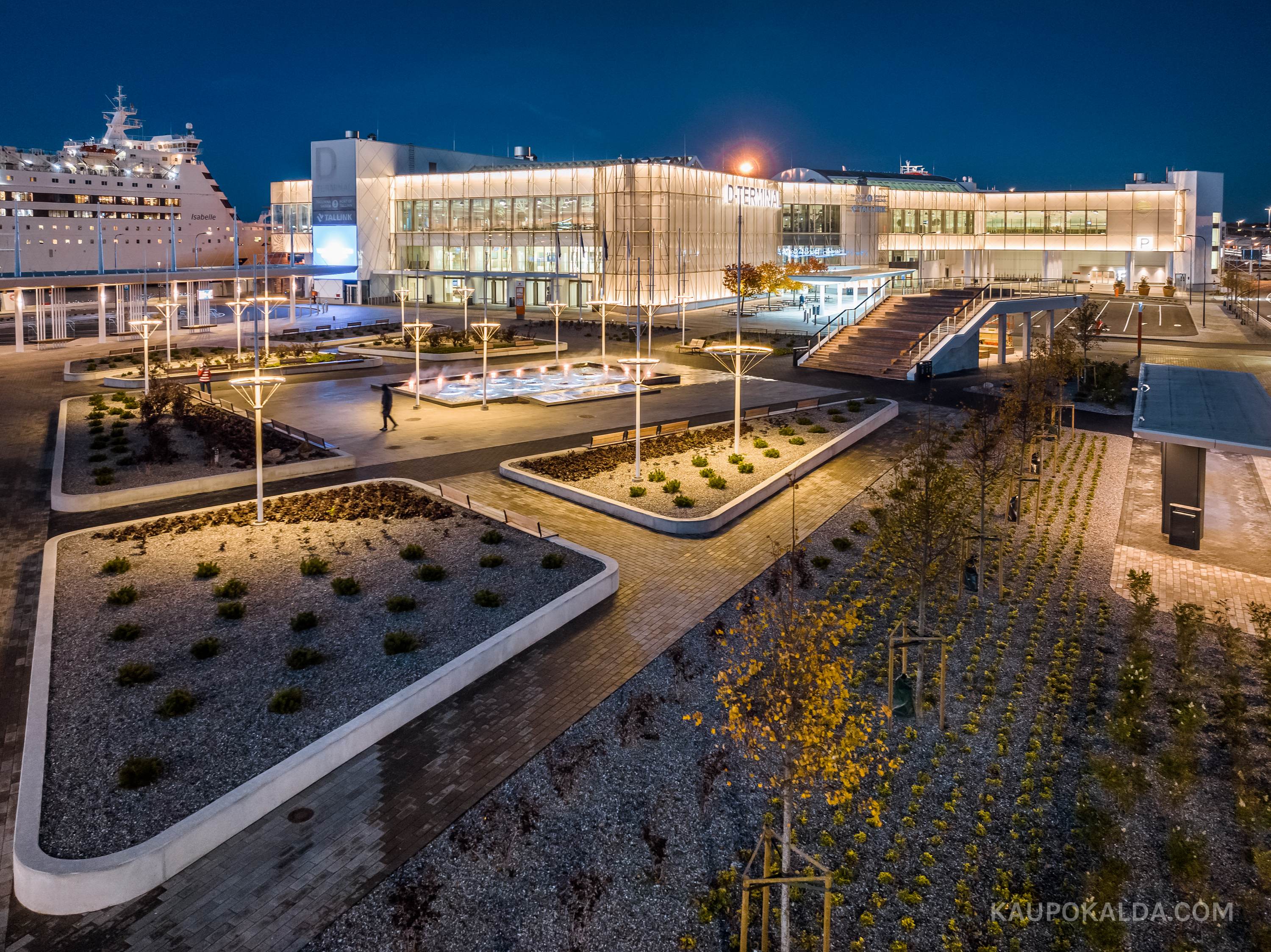 Tallinna Vanasadama D-terminal ja väliala