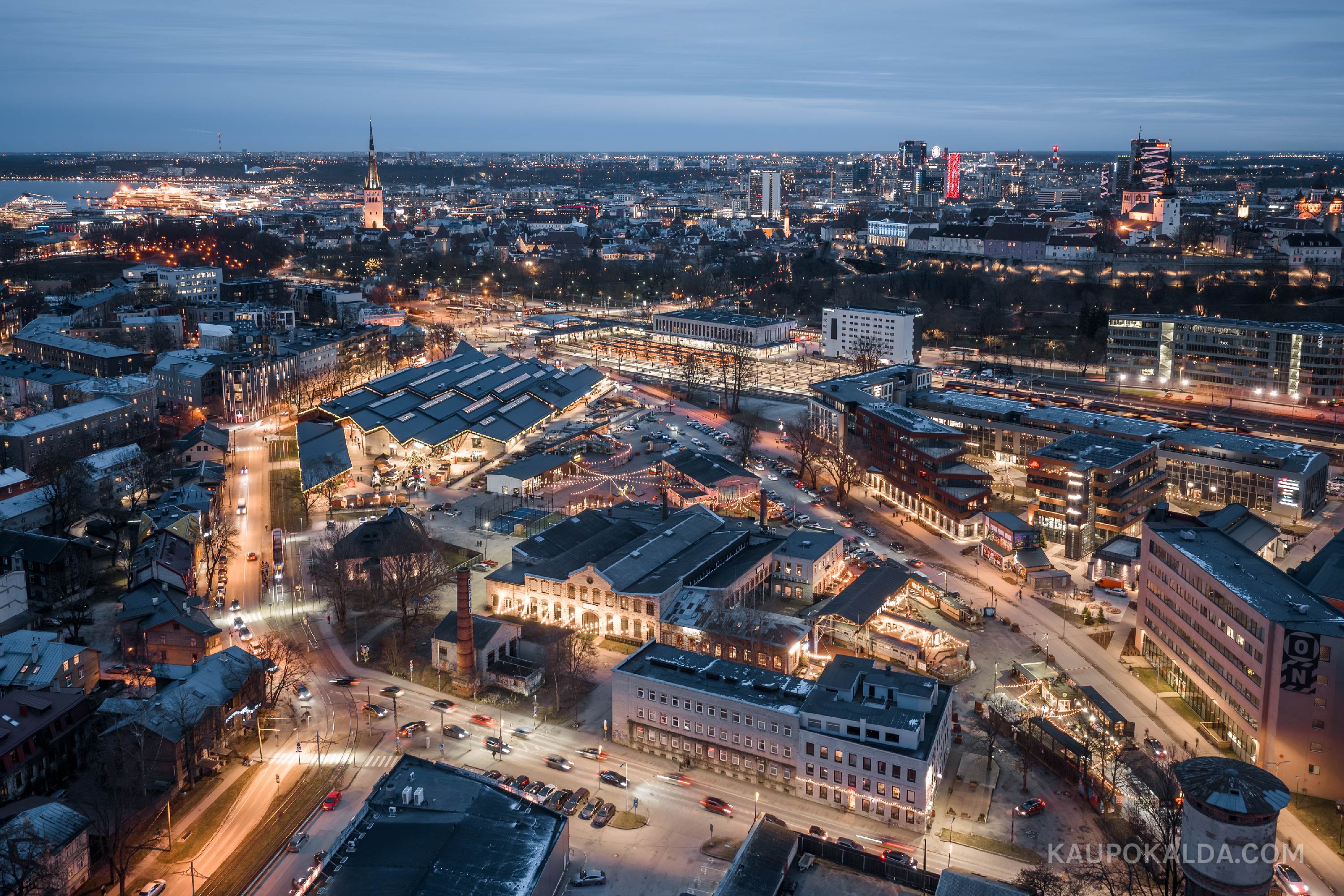 Balti jaama turg ja hoov