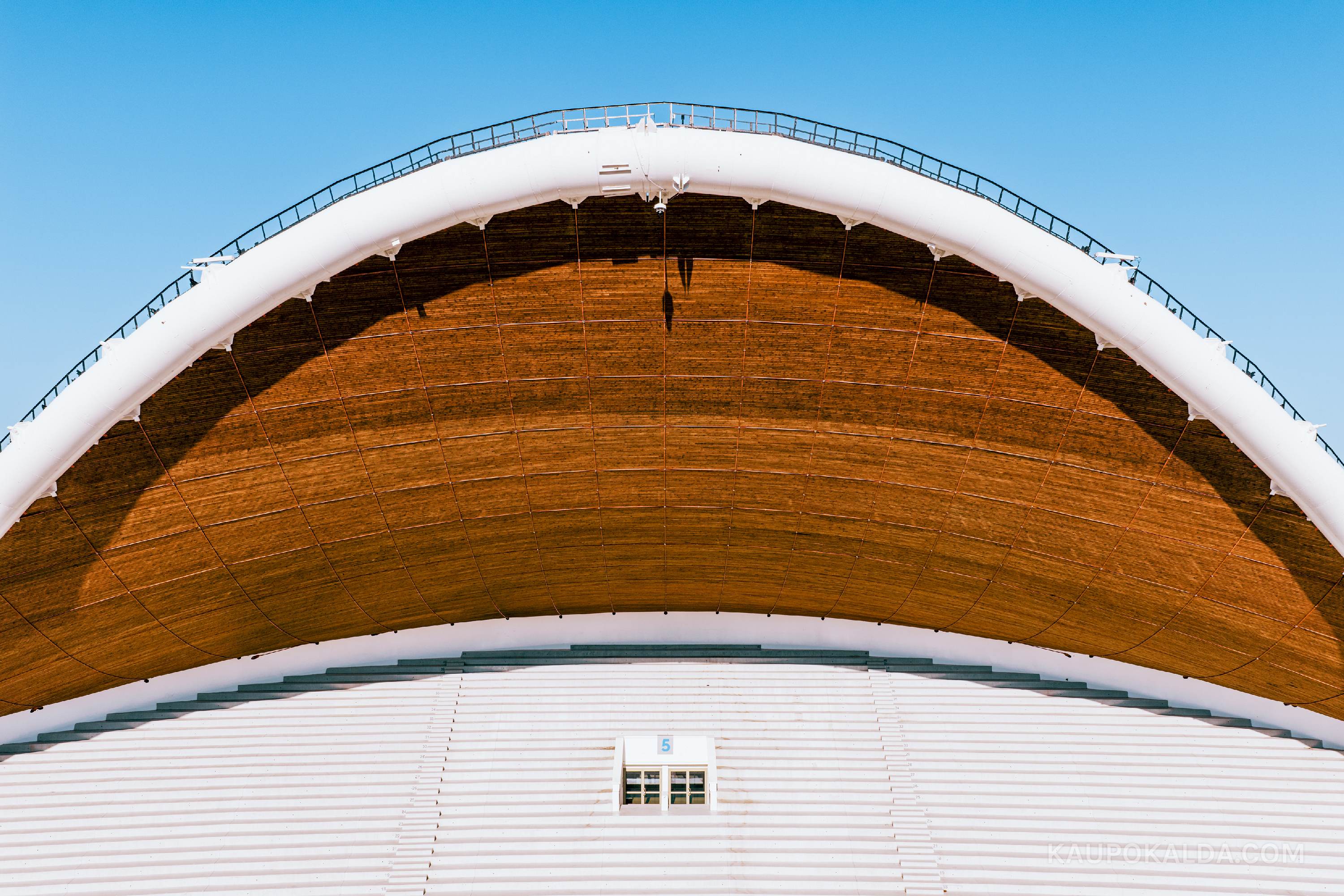 Tallinna Lauluväljaku laulukaar