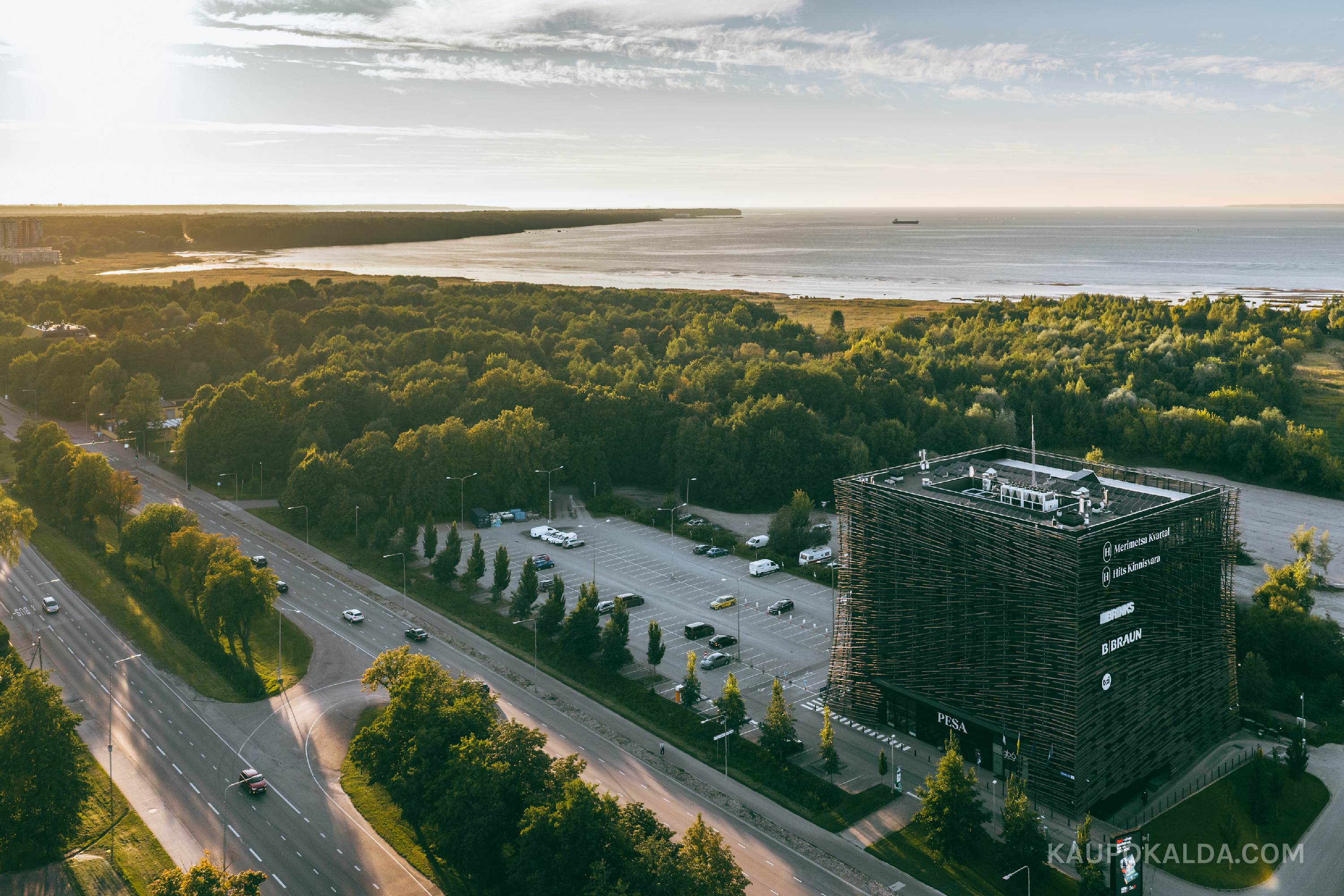 Paldiski mnt 80 büroohoone