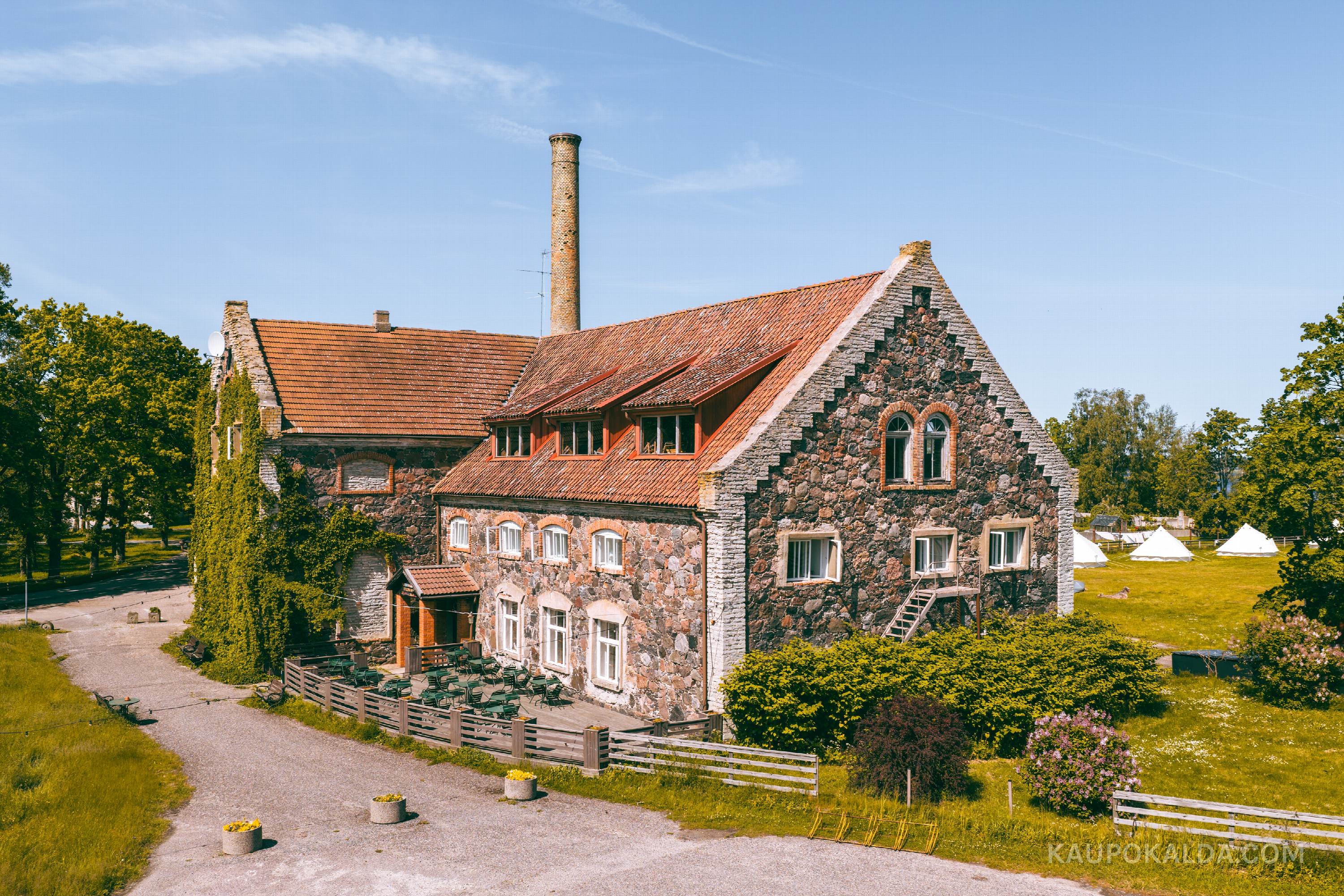 Utoopia nr 9 külalistemaja, Hiiumaa