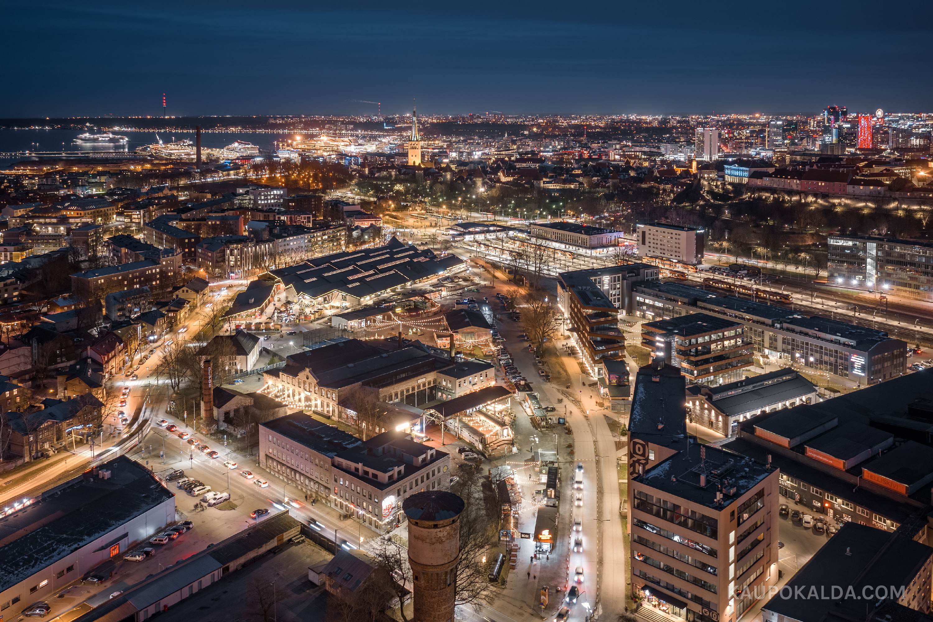 Balti jaama turg ja hoov