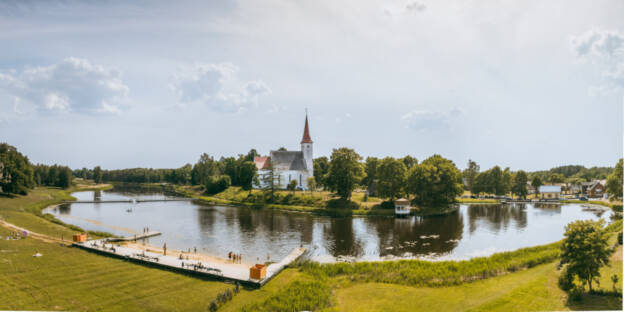 Suure-Jaani paisjärv ja rand