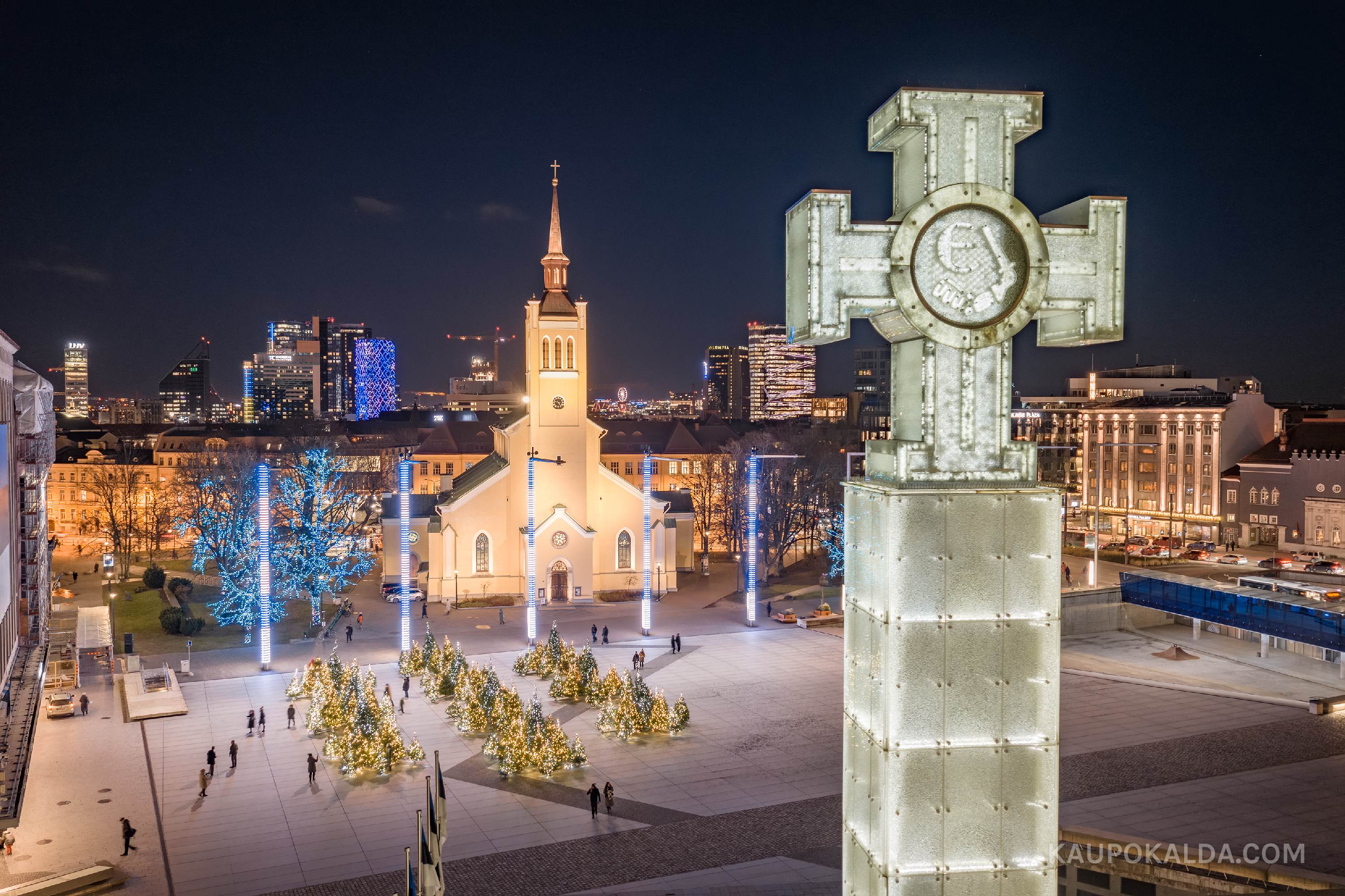 Vabadussõja võidusammas ja Vabaduse väljak