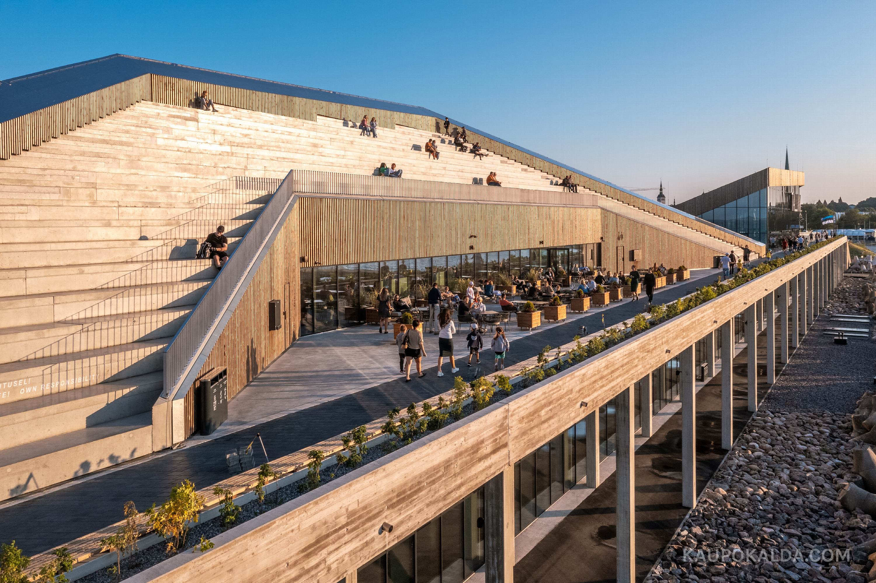 Kruiisiterminal ja promenaad, 2021