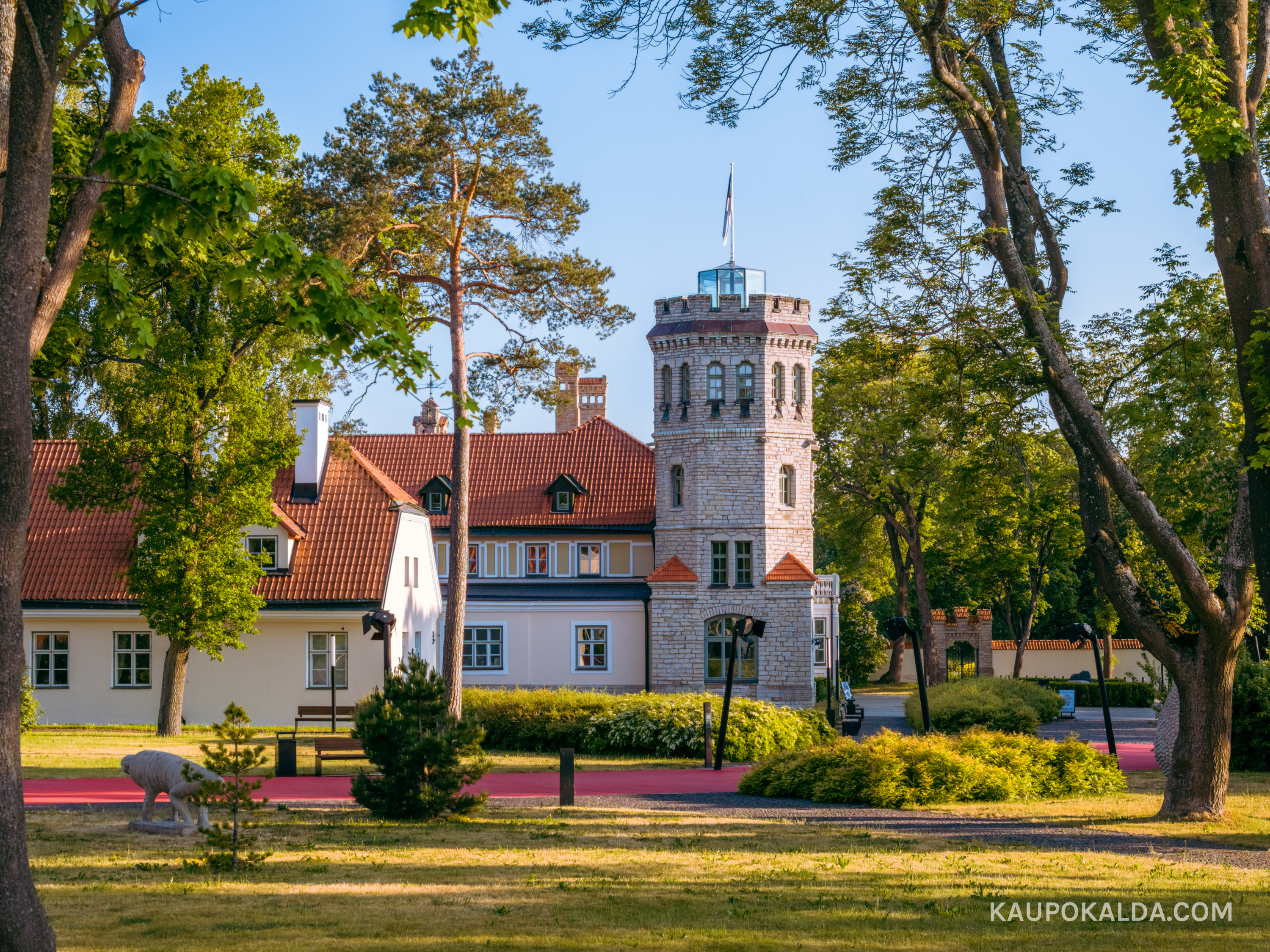 Maarjamäe suvemõisa loss (seeria)