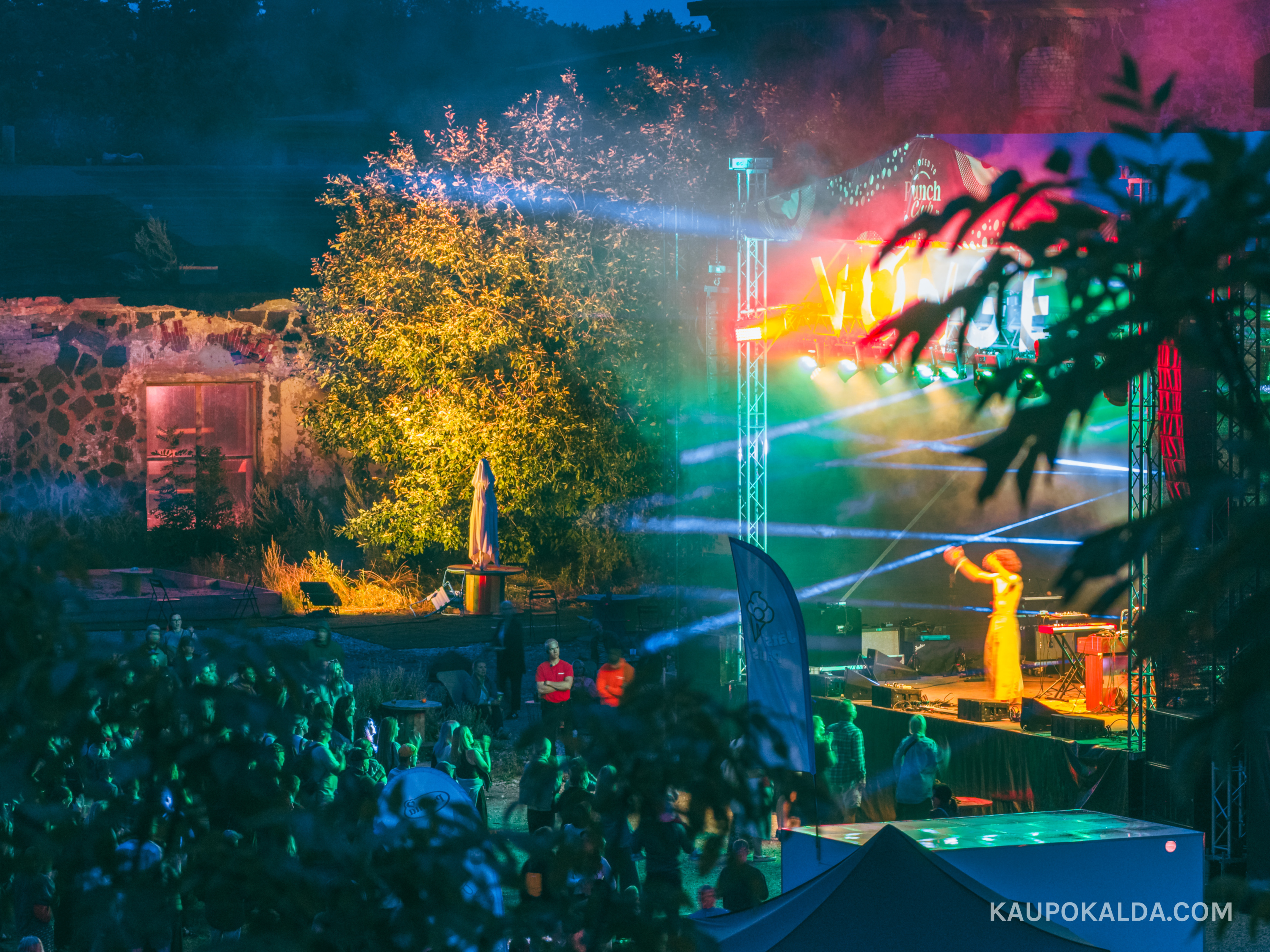 Võnge 2025 ja Mihkel Kuusk, Hiiumaal Kõrgessaares Viscosa kultuuritehases