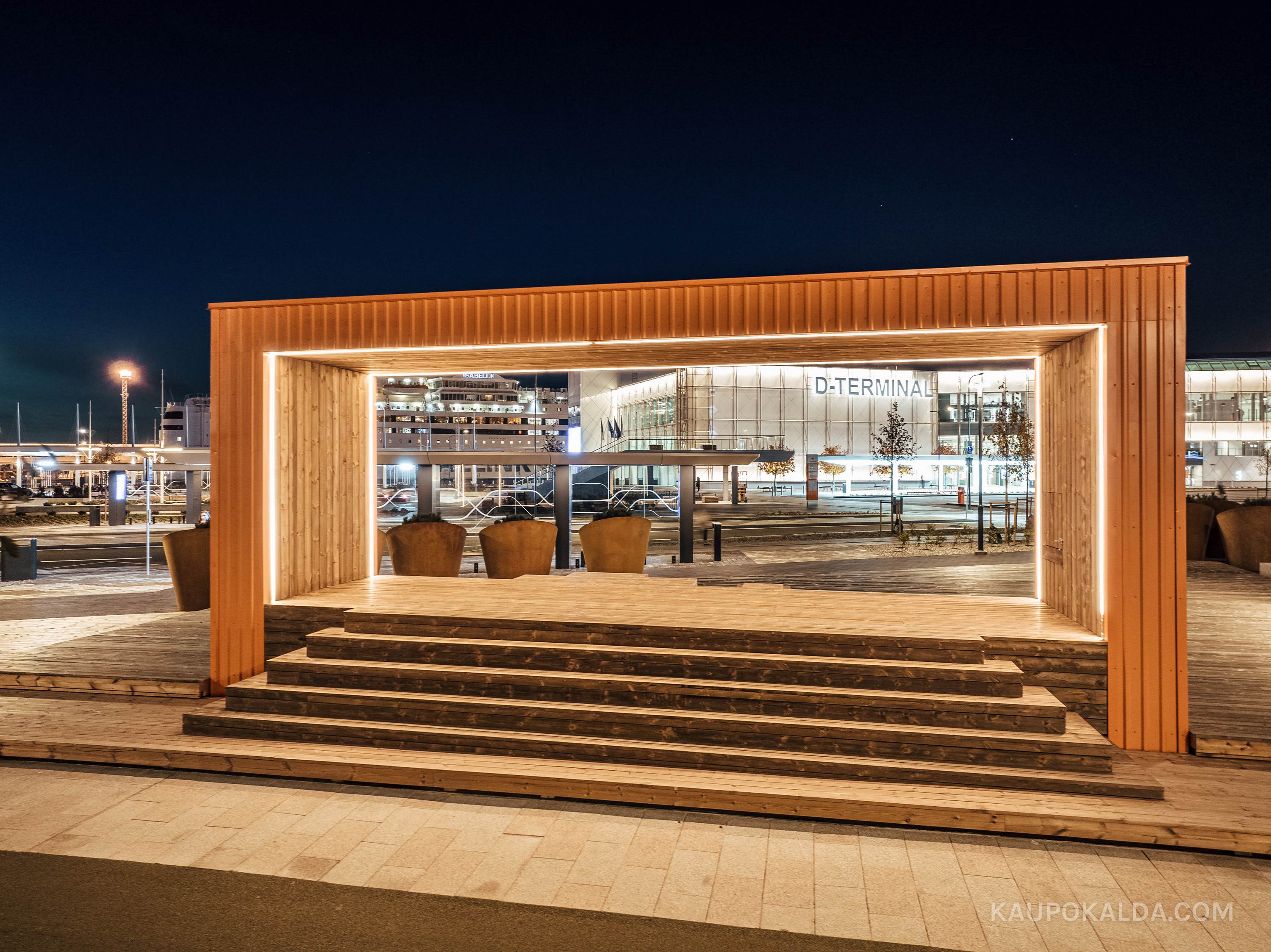 Tallinna Vanasadama D-terminal ja väliala