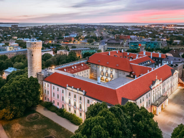 Toompea loss