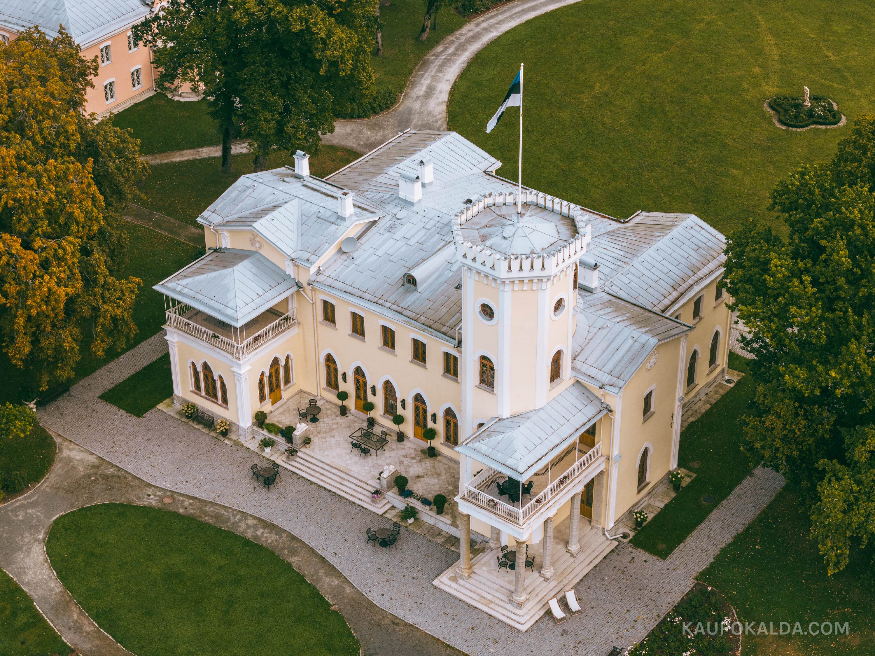 Keila-Joa Schloss fall