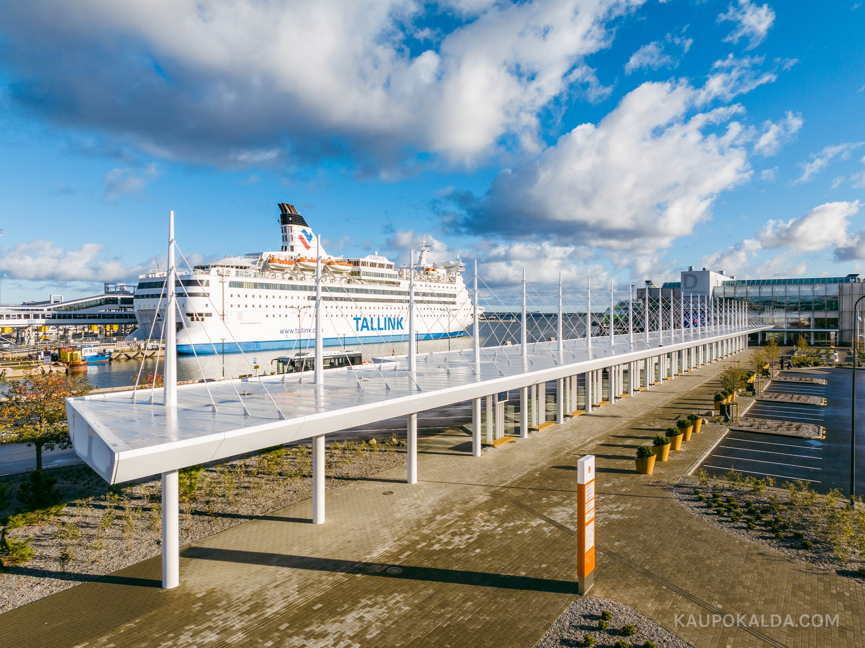 Tallinna Vanasadama D-terminal ja väliala