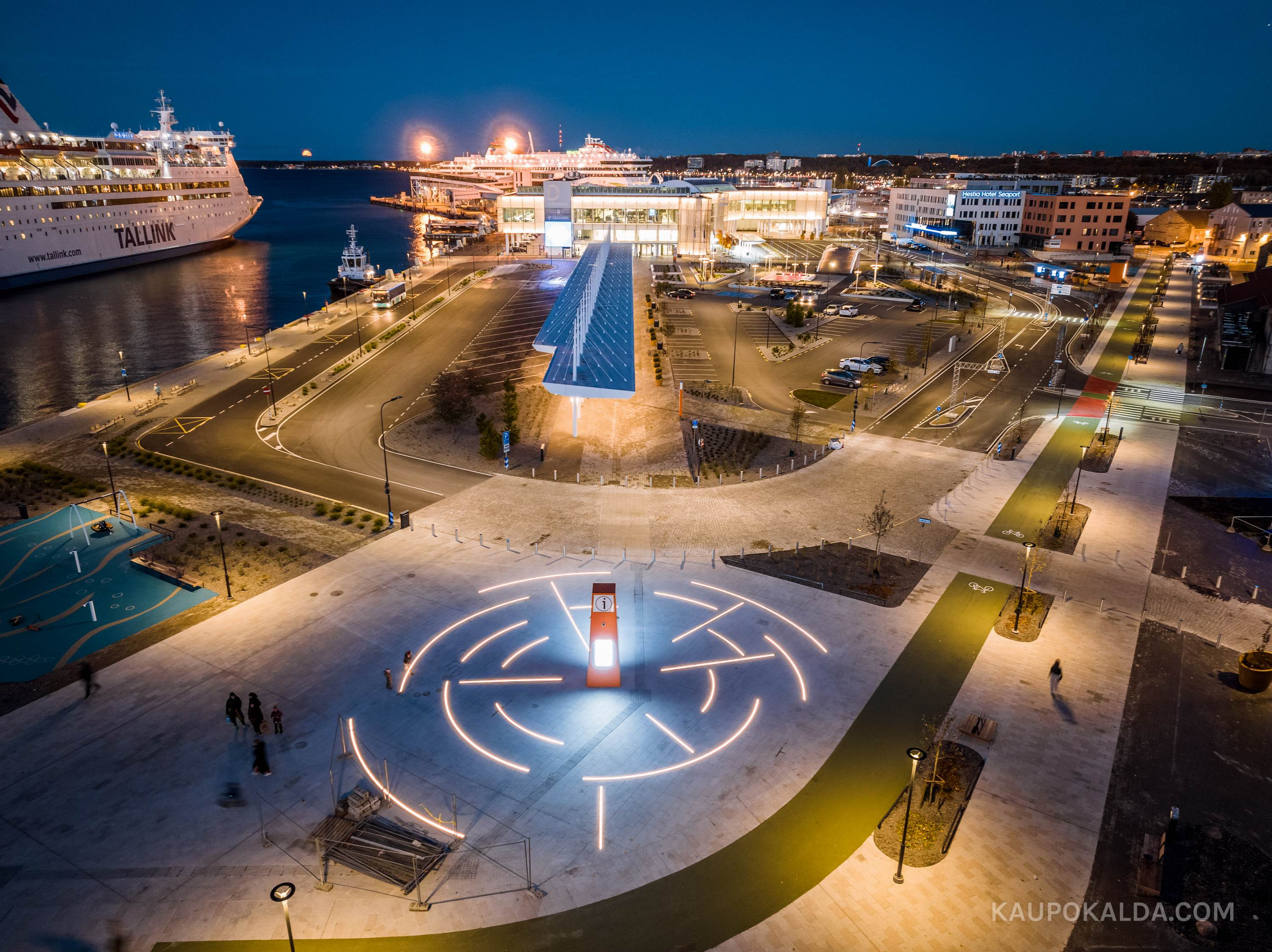 Tallinna Vanasadama D-terminal ja väliala