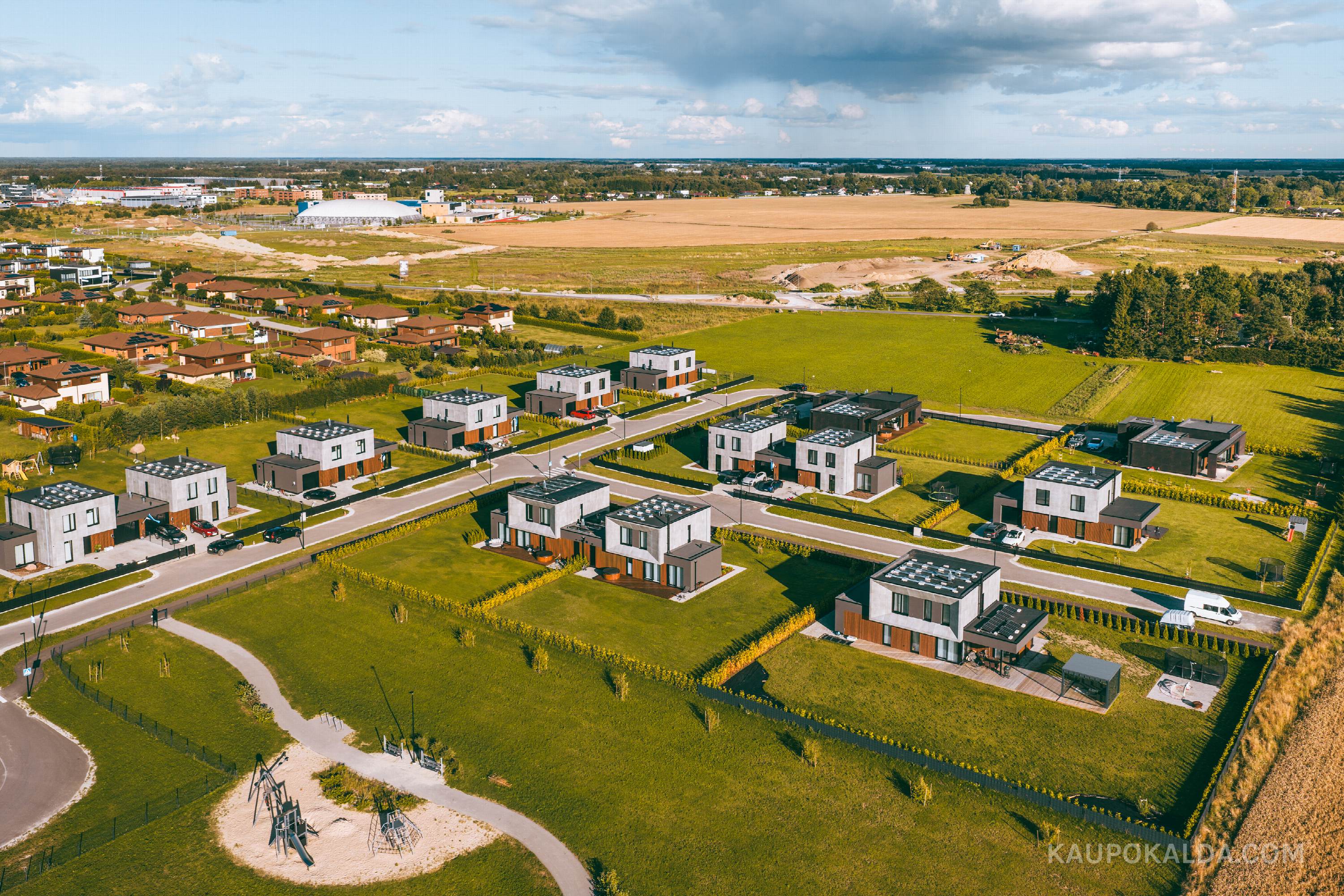 Kindlusepealse villad