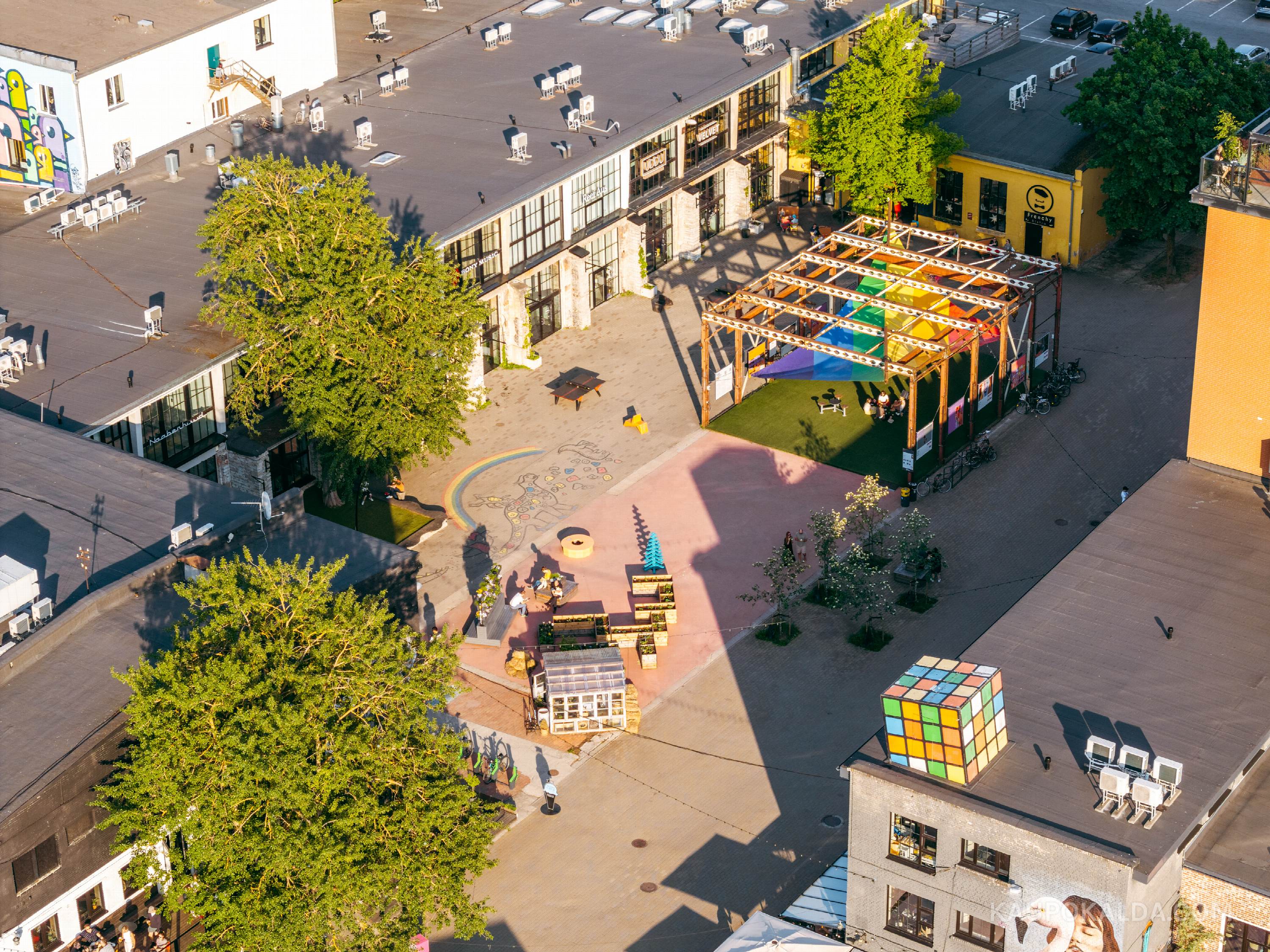 Telliskivi loomelinnak