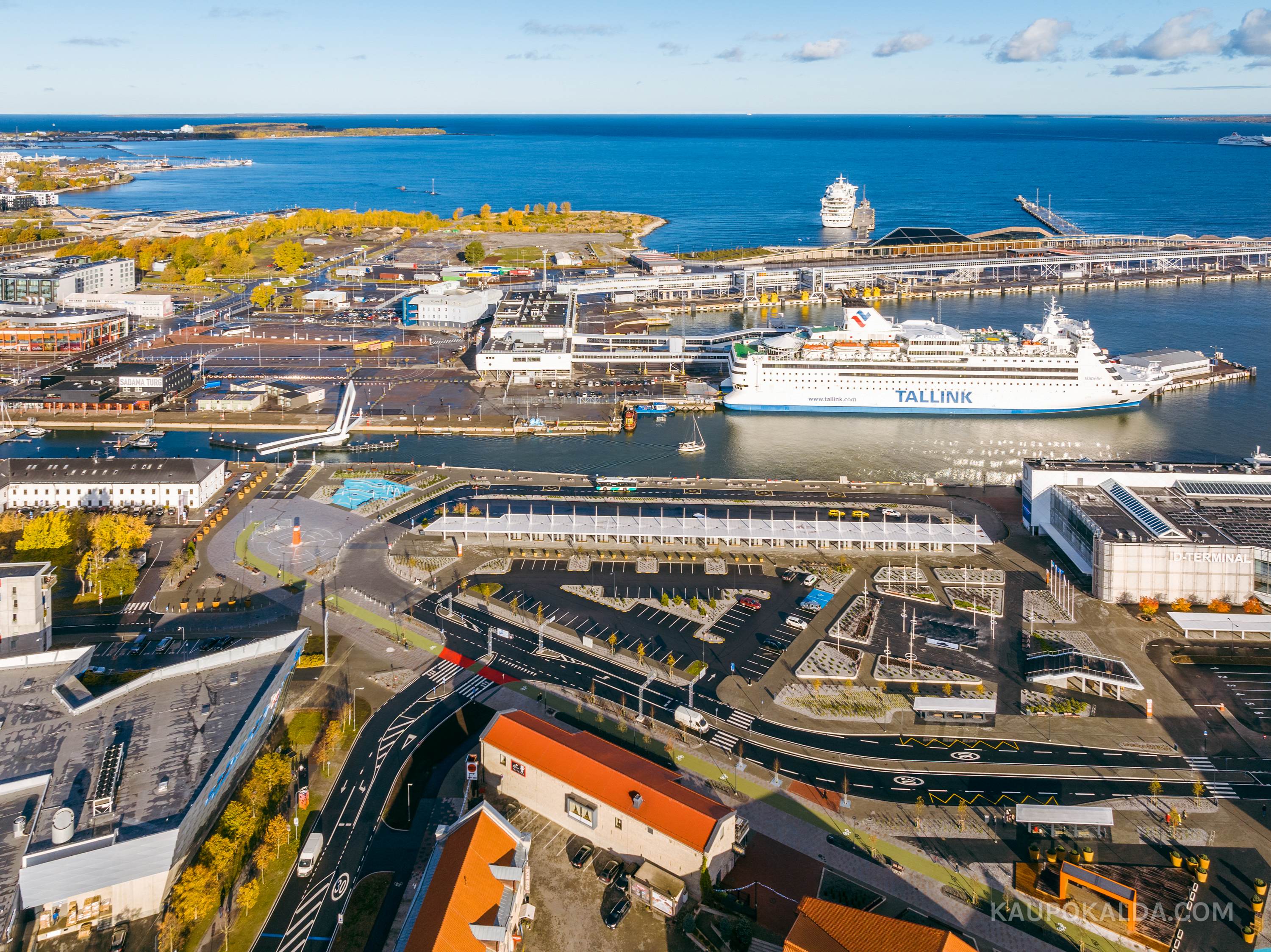 Tallinna Vanasadama D-terminal ja väliala