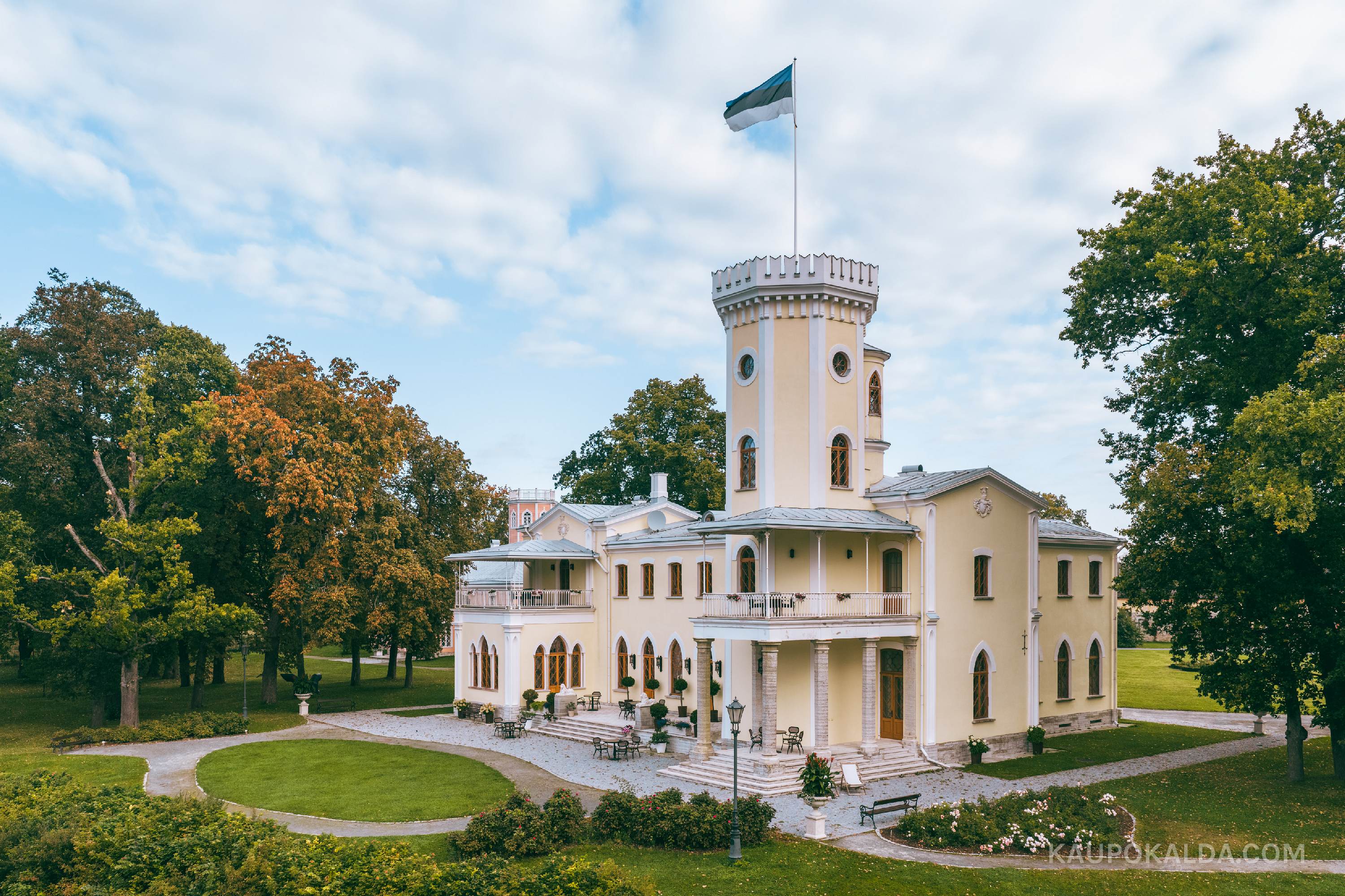 Keila-Joa Schloss fall