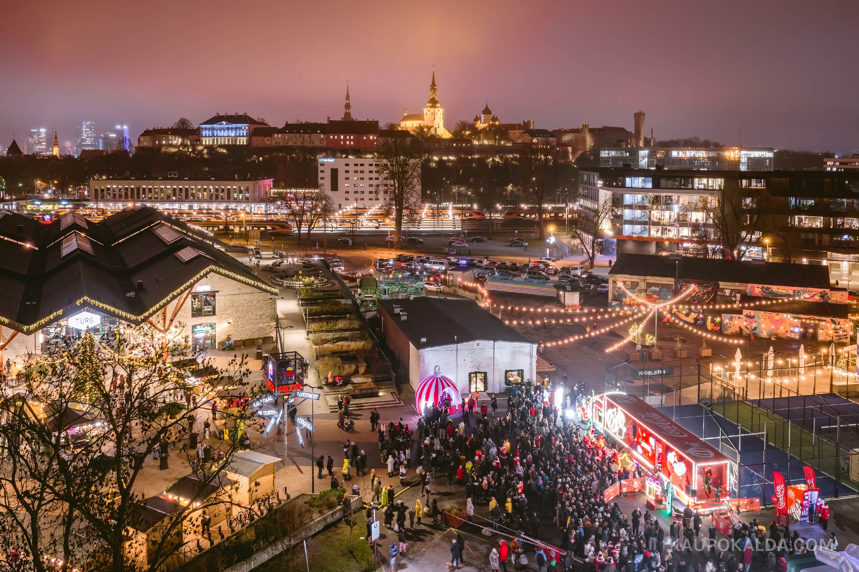 Balti jaama turu jõuluturg ja Coca-Cola jõuluauto, 2025